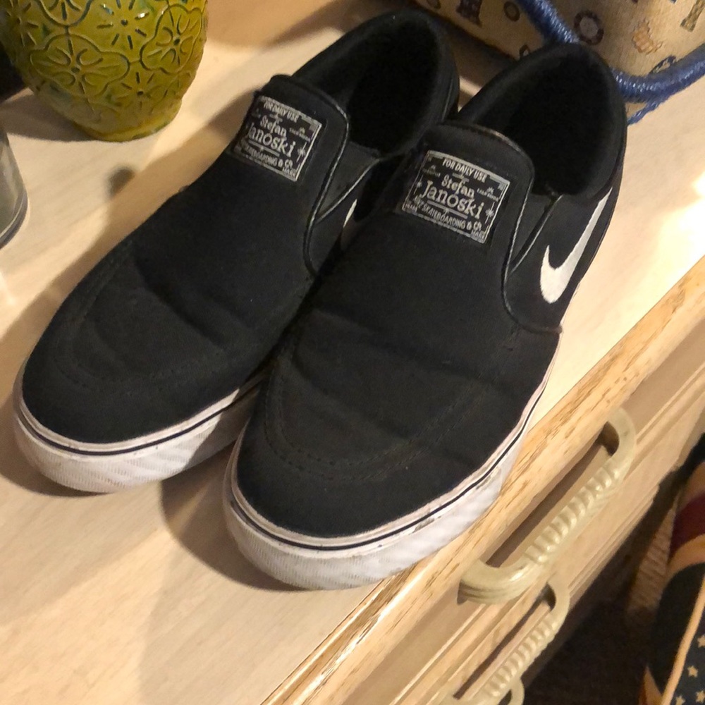 Nike sliders